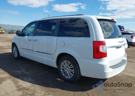 2015 Chrysler Town & Country Touring-L из США, поврежденный, VIN 2C4RC1CG3FR698065